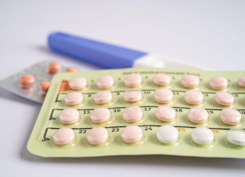 Tabletki antykoncepcyjne jednoskładnikowe i dwuskładnikowe